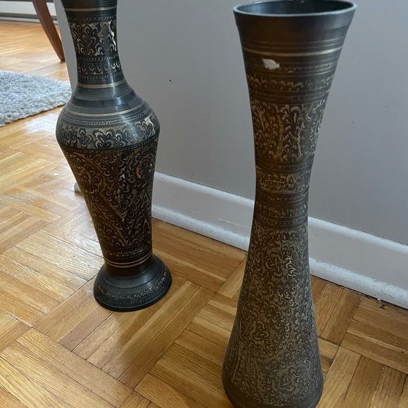 Two handmade Persian brass vase golden /Black 10*40 cm - Picture 3 of 12